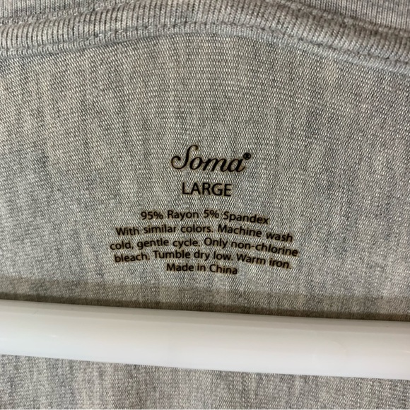 2/$35 Soma long sleeve border print tunic in heathered frost - Picture 8 of 10